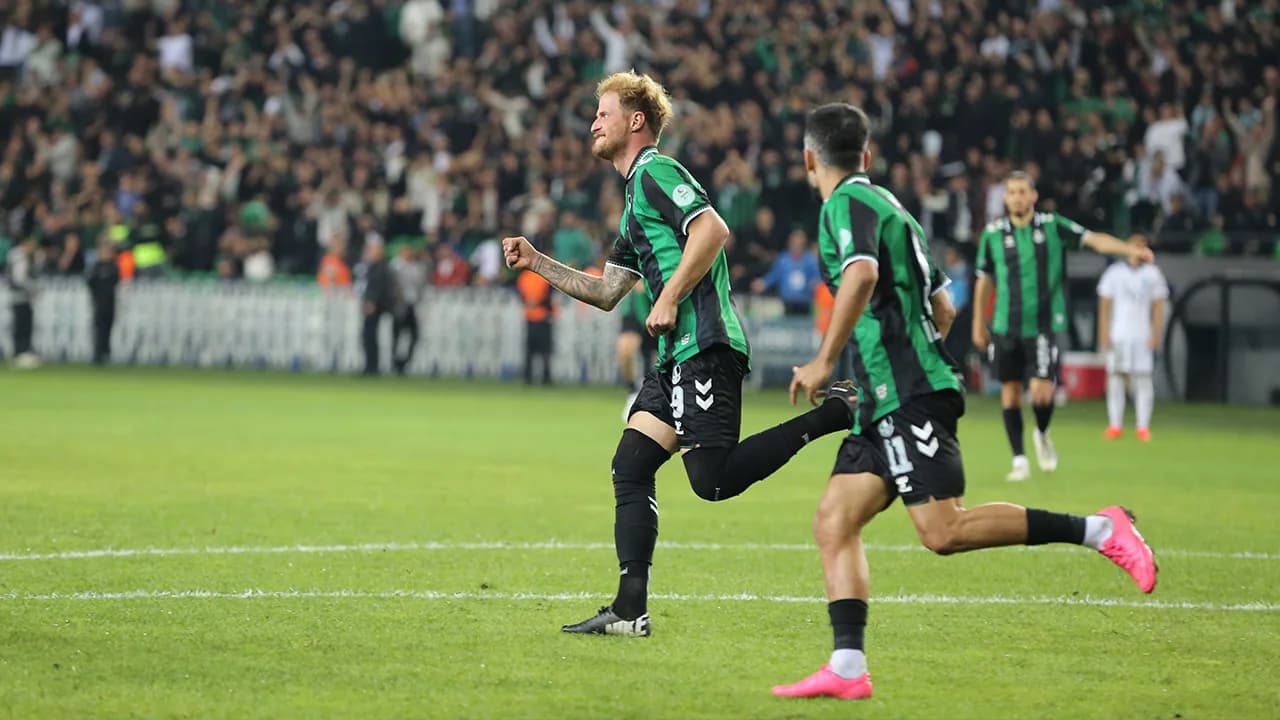Sakaryaspor deplasmanda galibiyet serisini sürdürmek istiyor!