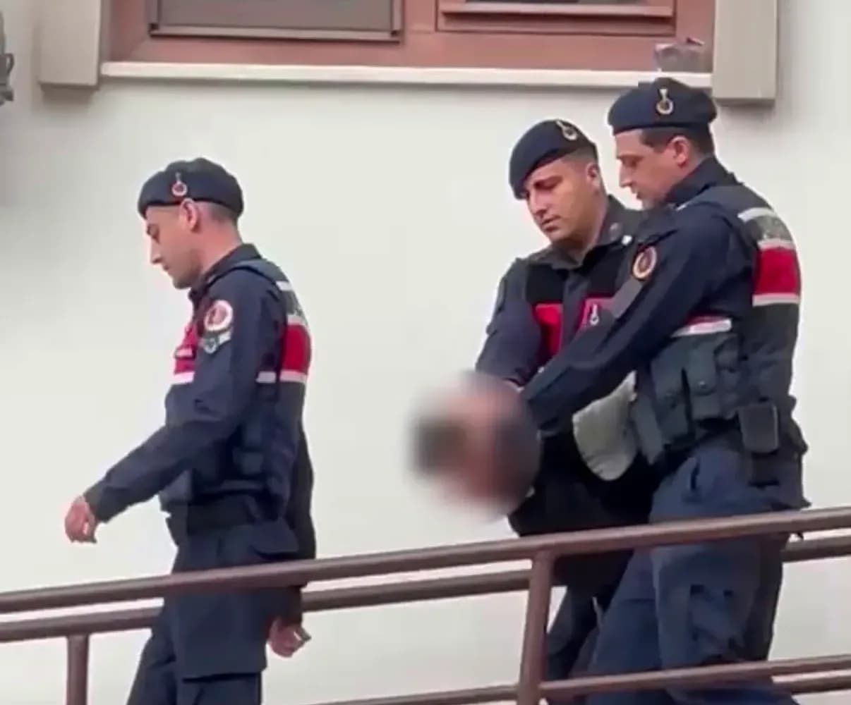 SON DAKİKA | TACİZ İDDİASIYLA GÖZALTINA ALINAN ŞAHIS TUTUKLANDI