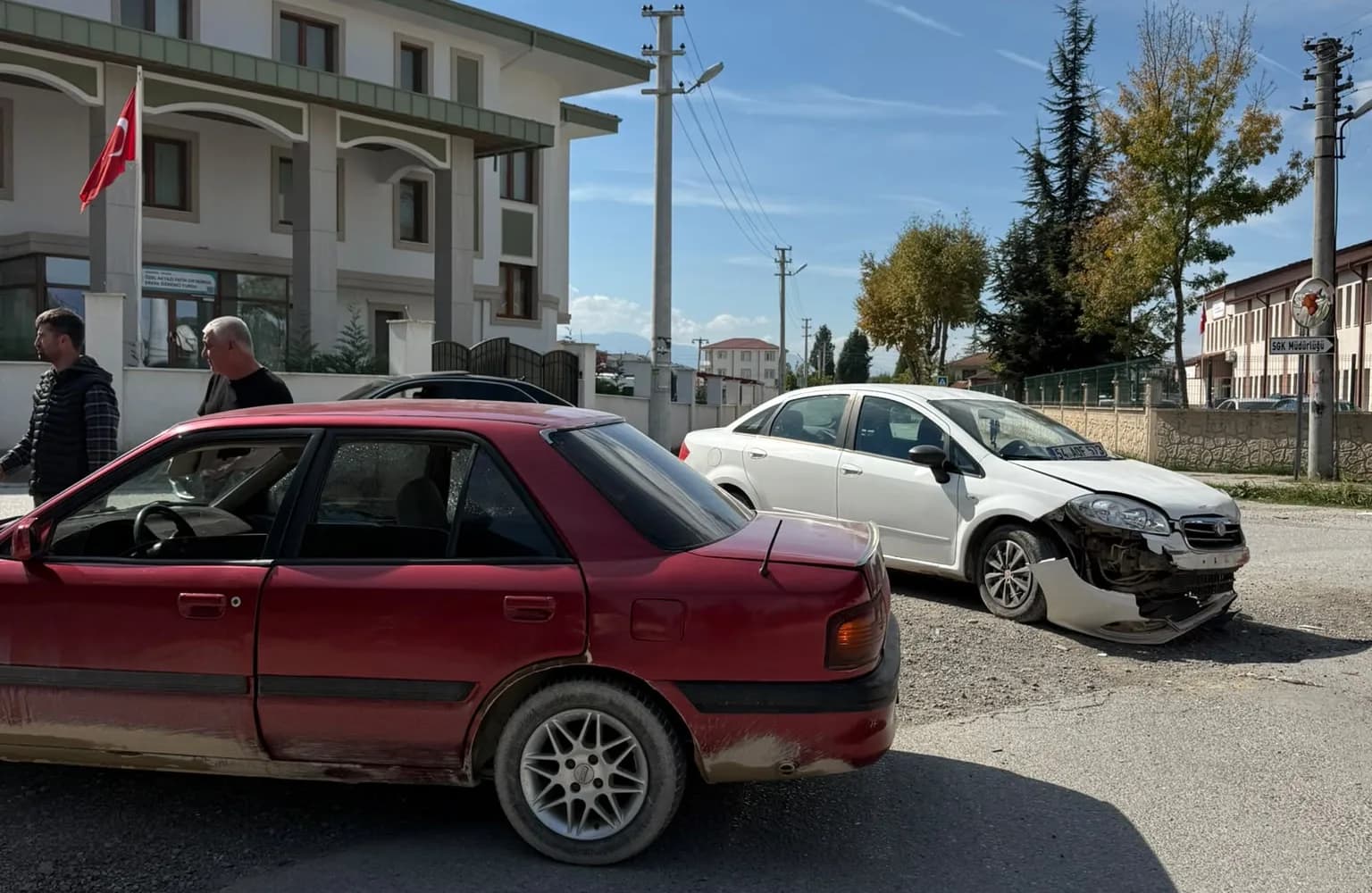 Sabıkalı Yol Yine Şaşırtmadı!