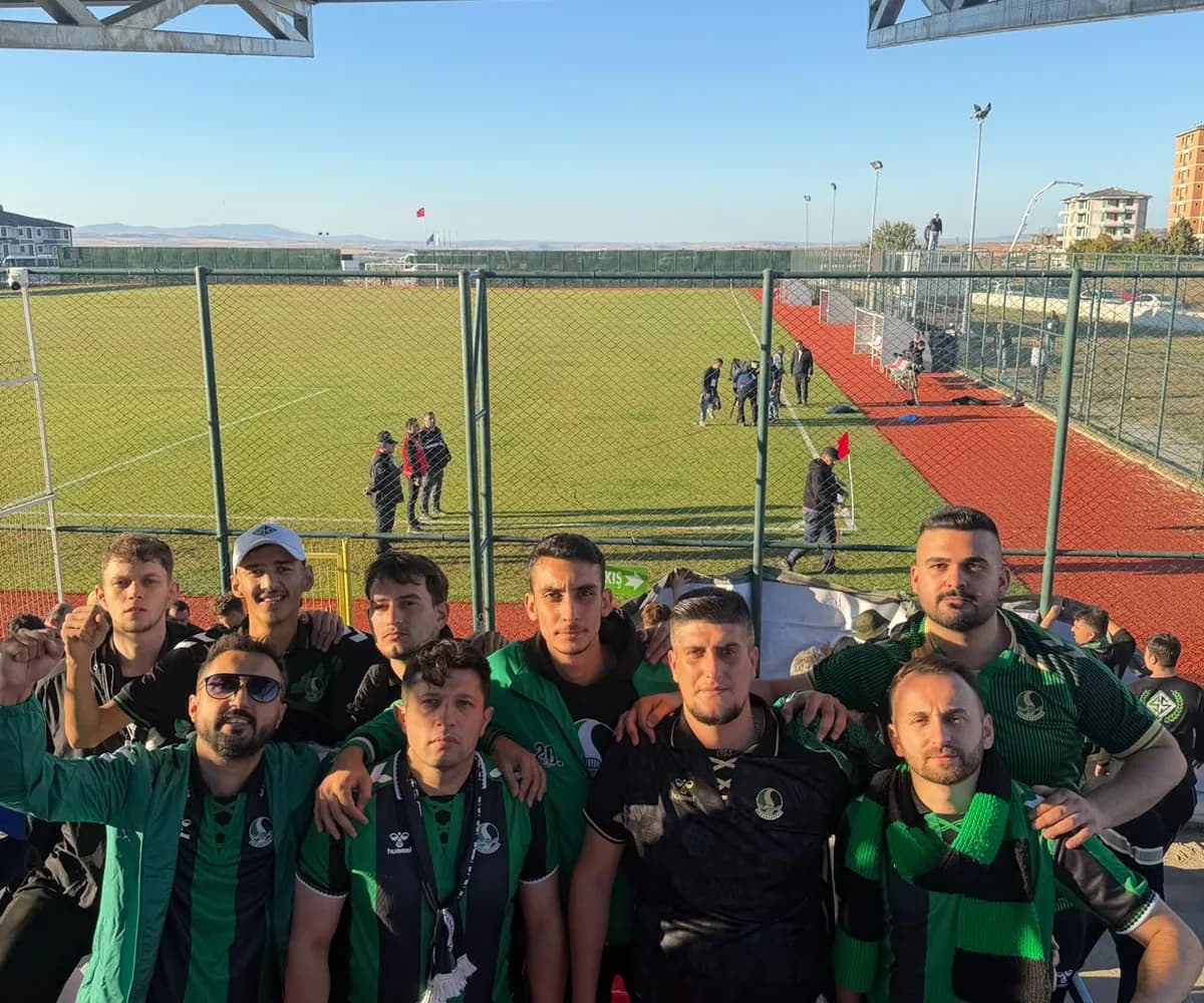 SAKARYASPOR DURDURULAMIYOR! DEPLASMANDA 3 GOLLE 5’TE 5 YAPTI